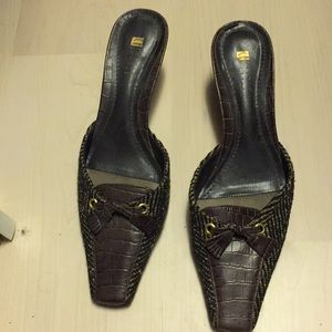 Carol Little slip on tweed reptile pump 8 1/2